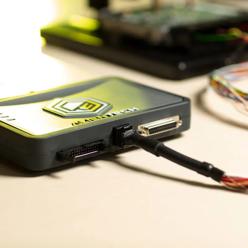 Alientech KESS3 with its cable connected